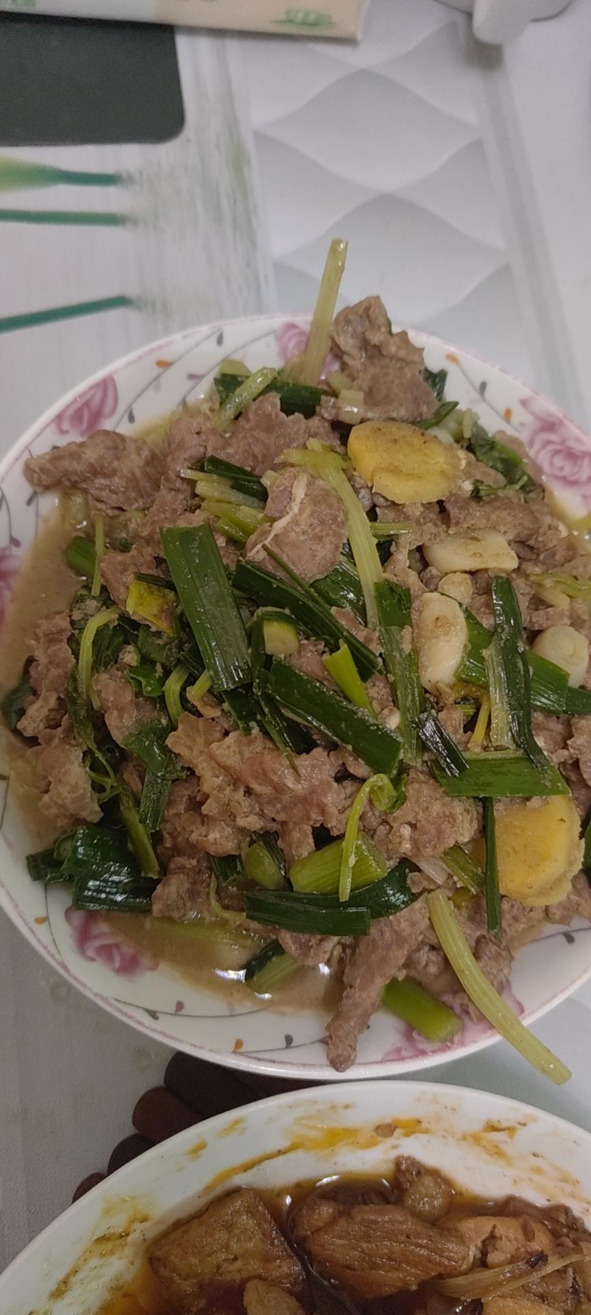牛肉炒西芹