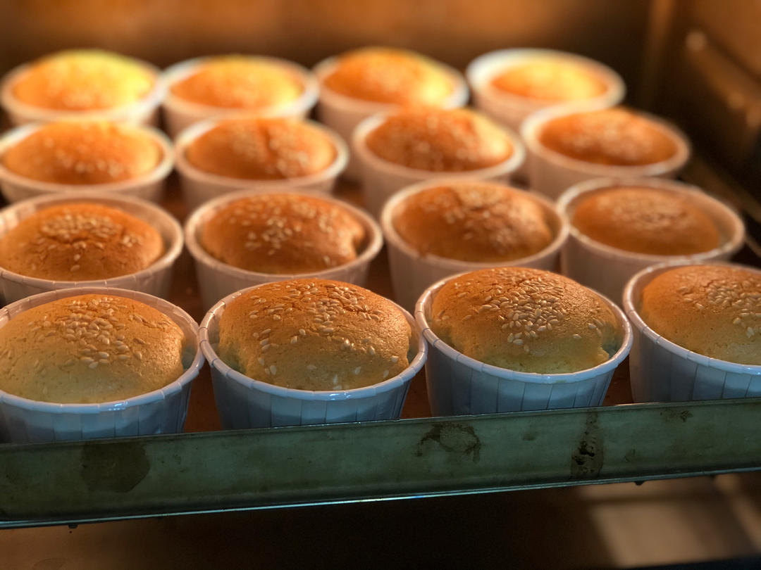 老式脆皮蜂蜜🍯蛋糕