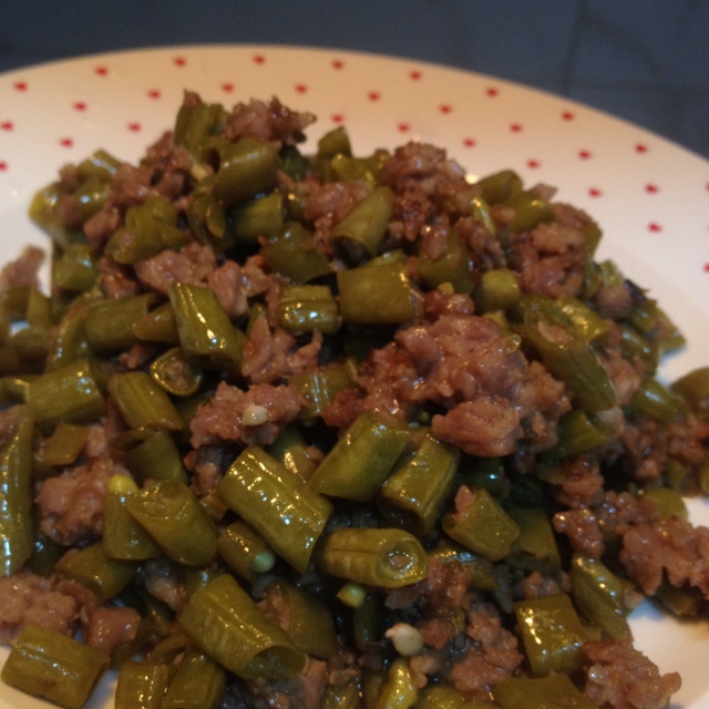 酸豆角炒肉末