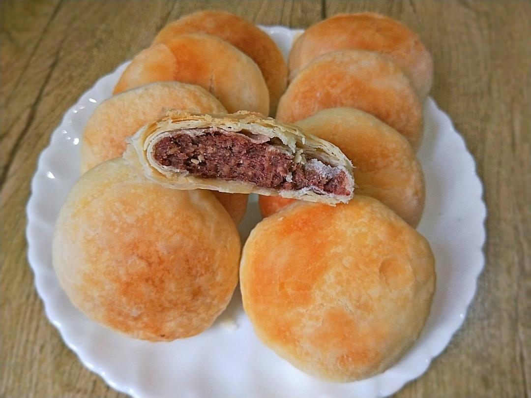 豆沙肉松饼