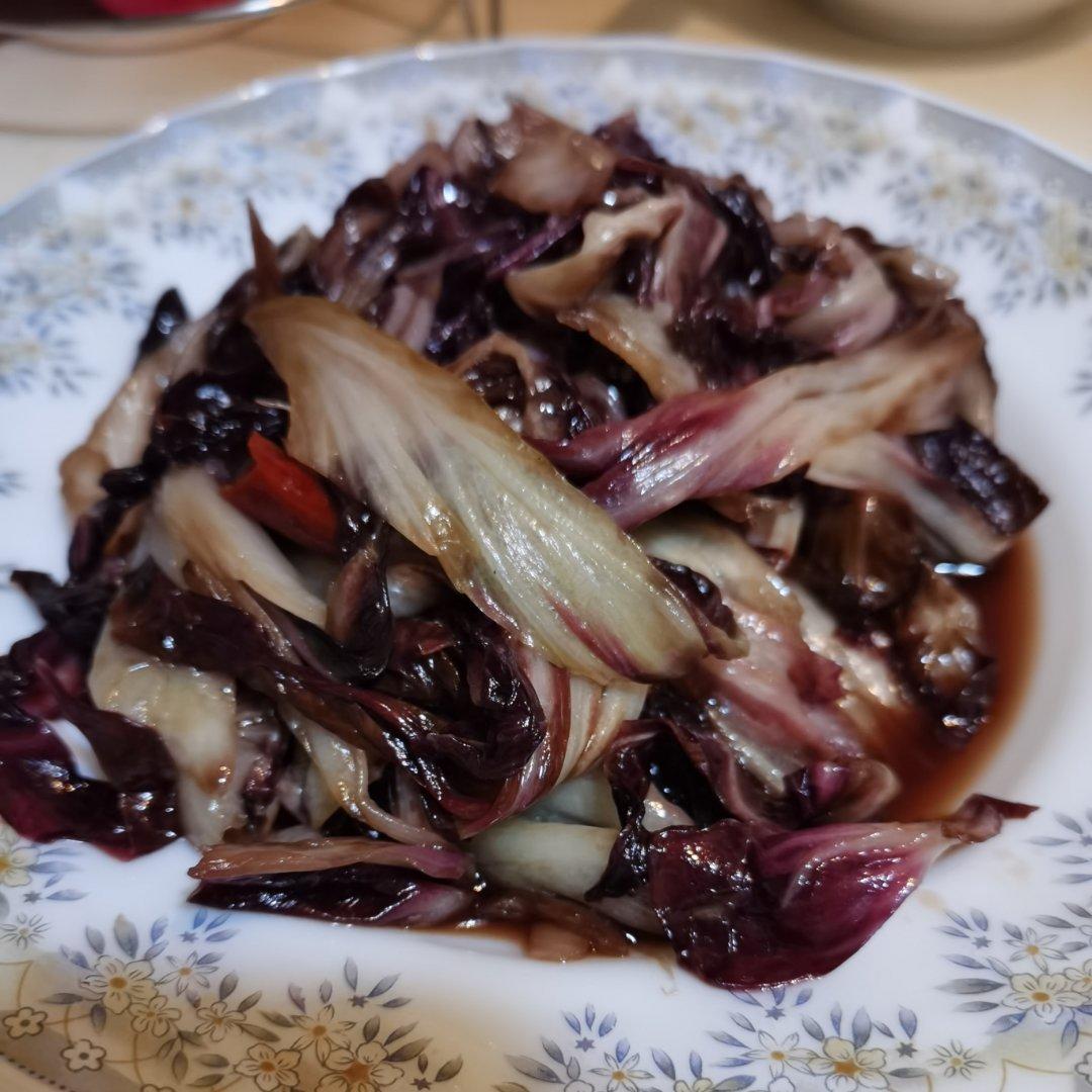 素炒紫甘蓝与圆白菜