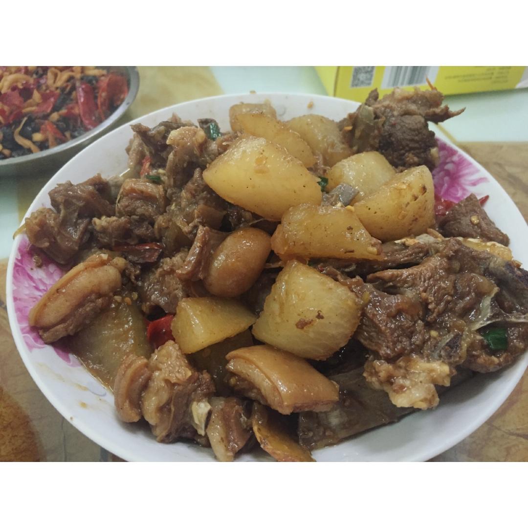 红烧羊肉萝卜