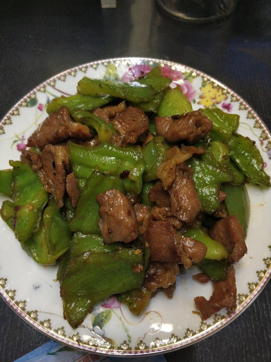 青椒炒肉
