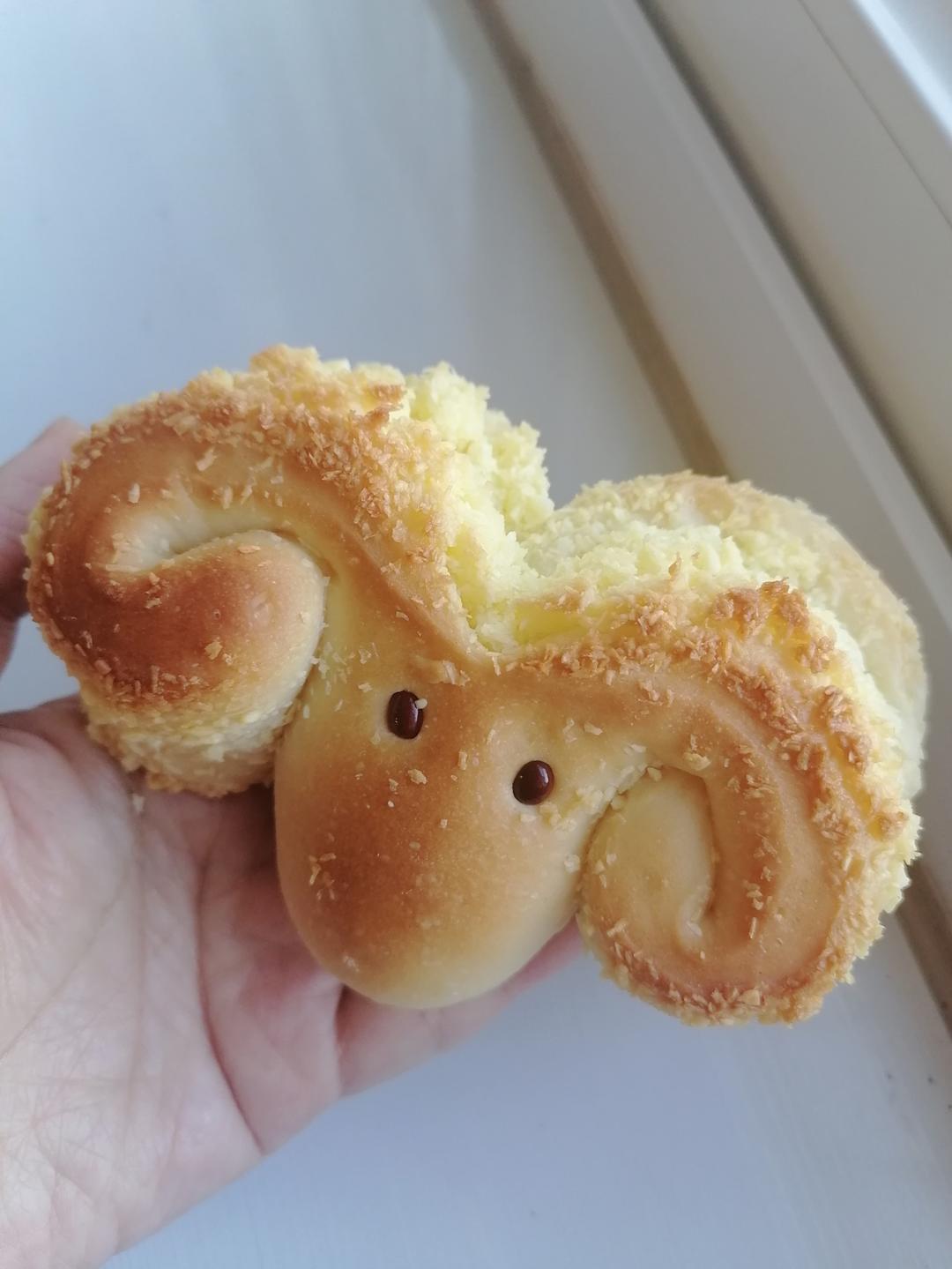 小可爱系列--迷你芝士肠仔包