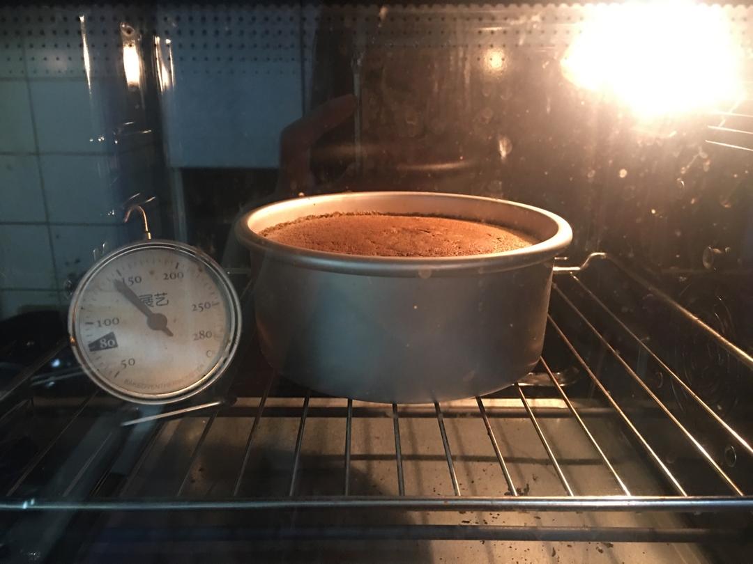 六寸抹茶戚风蛋糕