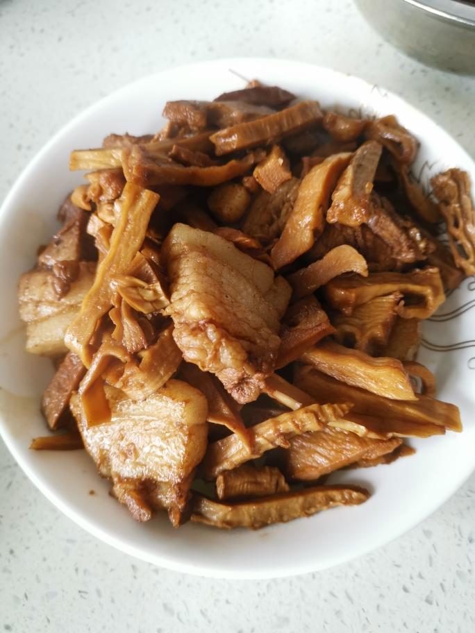 笋干烧肉（含笋干泡发方法）