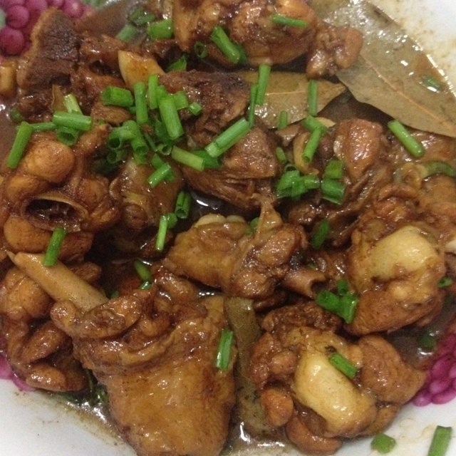 家常红烧鸡块