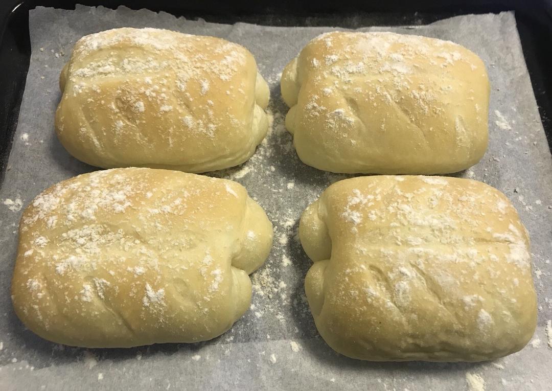 软到不知所措的牛奶卷