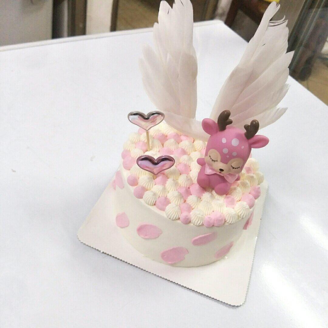 粉红的童年--生日蛋糕