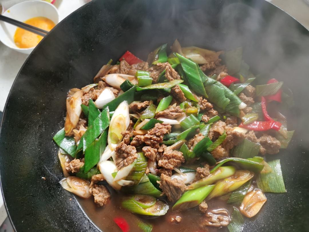 炒了20多年的葱爆羊肉