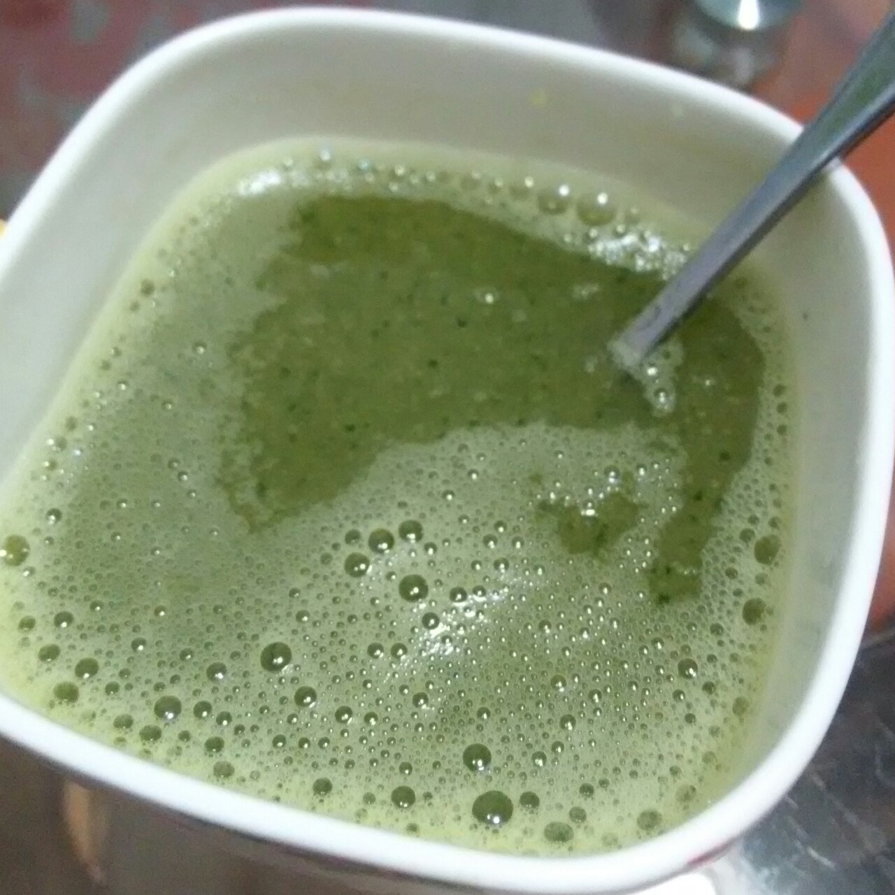 ◣芹菜汁◢一周的超级排毒计划