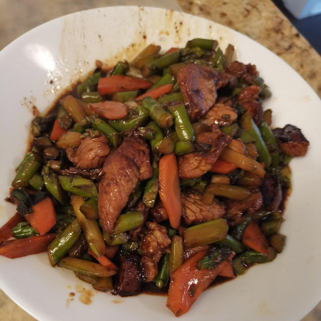 芦笋炒肉