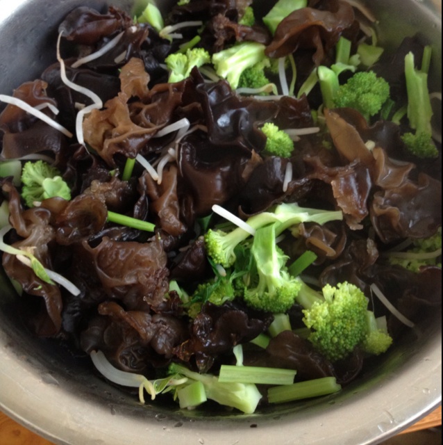 凉拌黑木耳