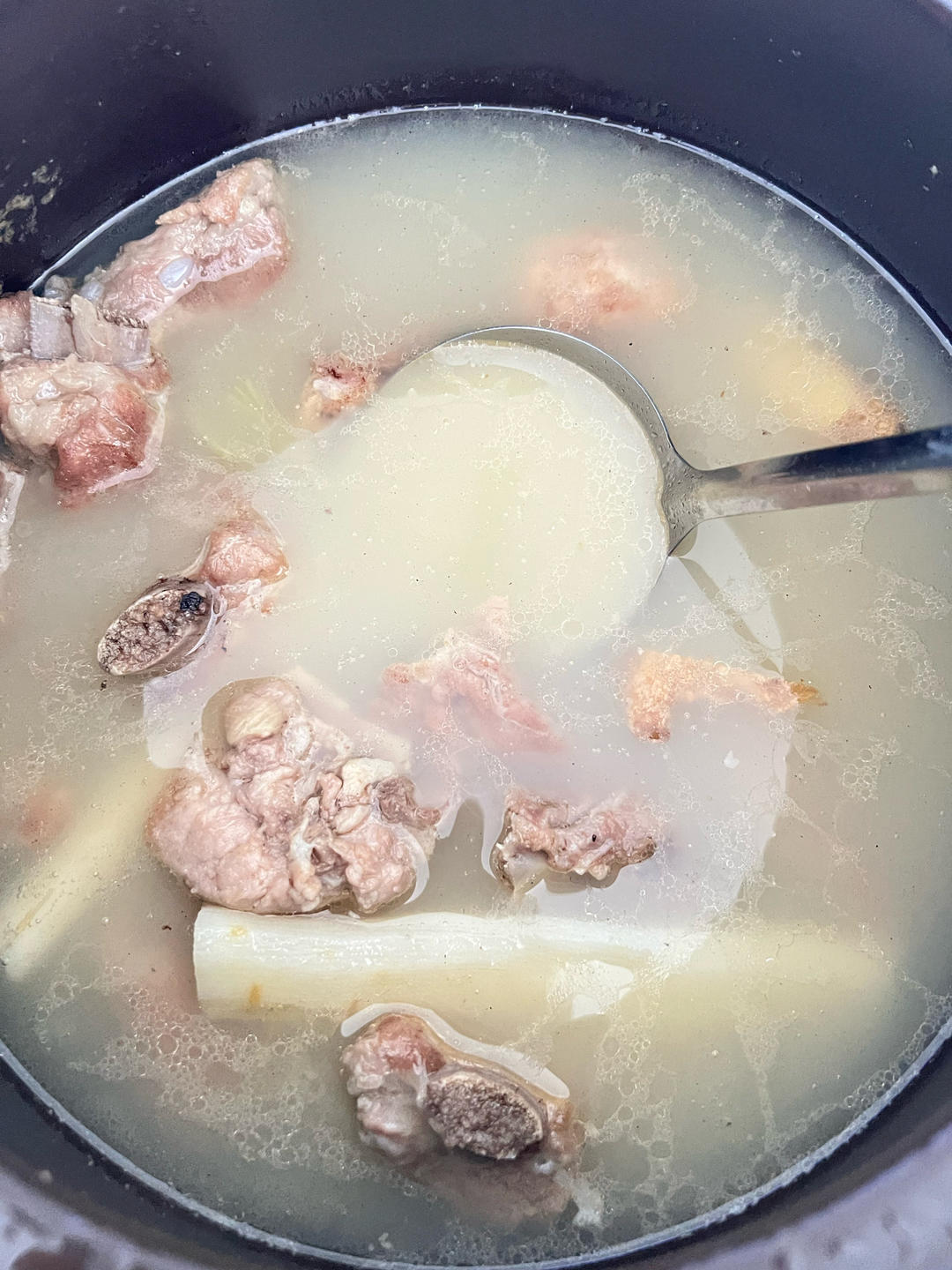 连吃三碗的玉米山药排骨汤