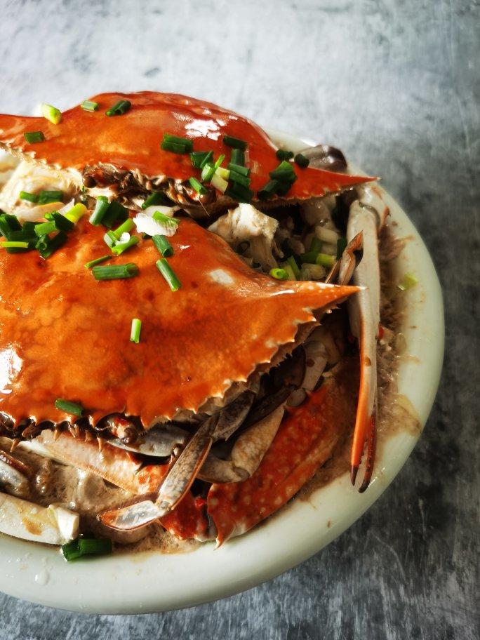 肉饼白玉葱油蟹