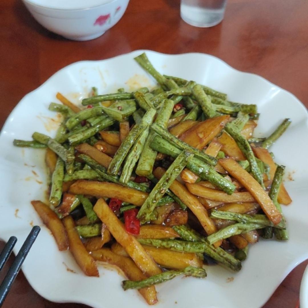 干煸豆角土豆
