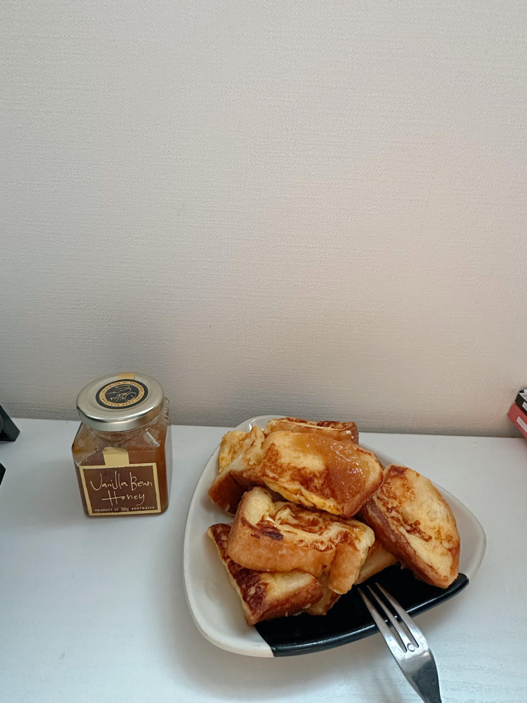 一人暮らしって何か食べよう