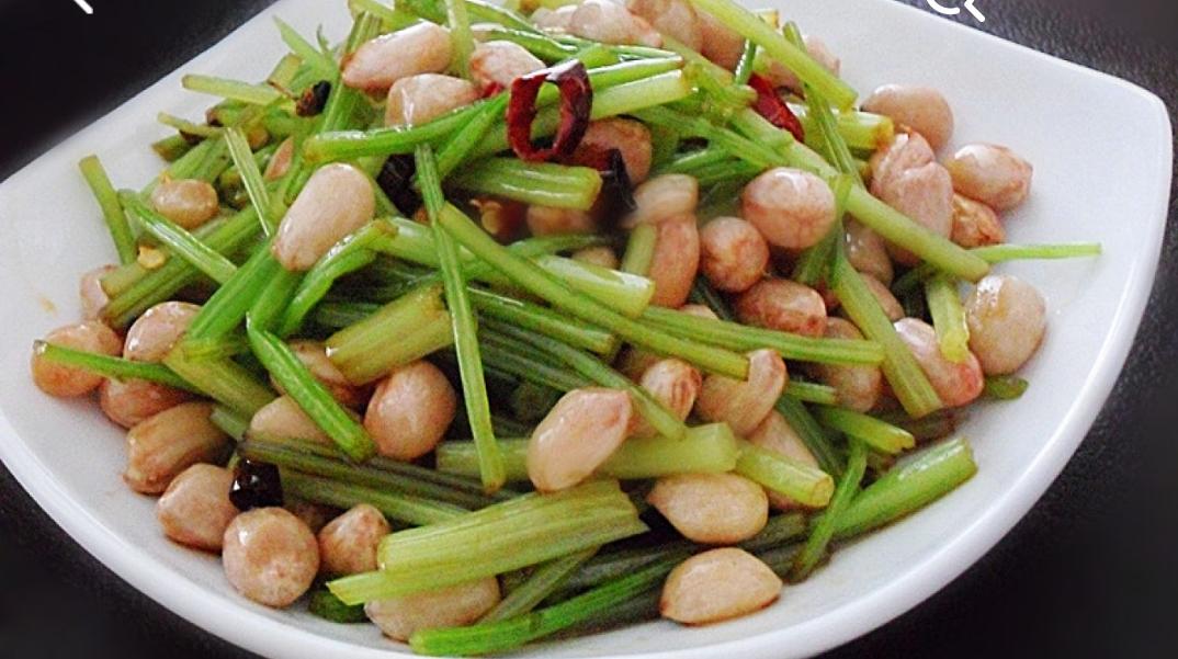花生米炝芹菜的做法