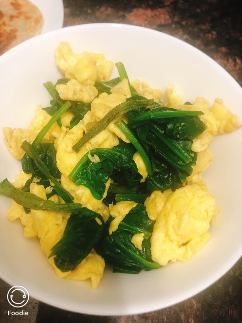 菠菜炒鸡蛋