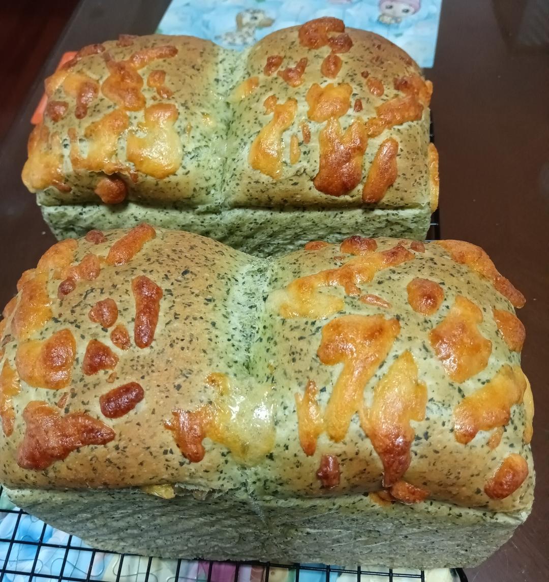 菠菜培根早餐吐司