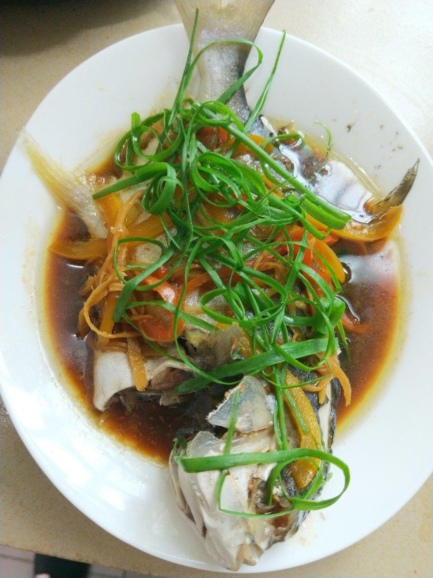 清蒸鲳鱼