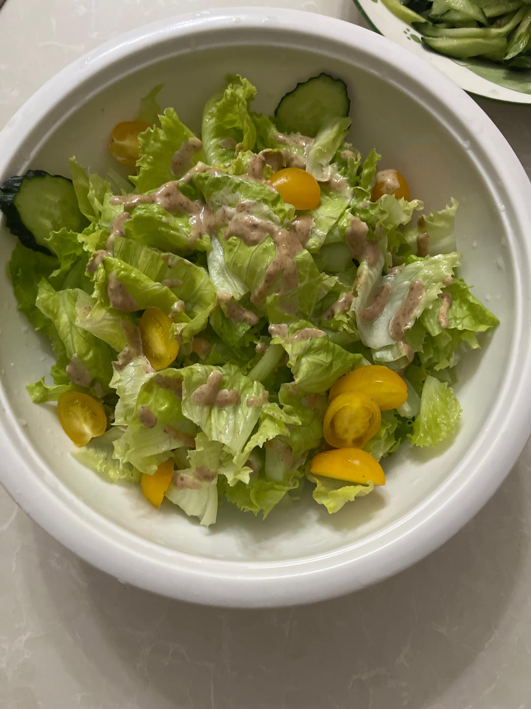 芝麻酱生菜沙拉