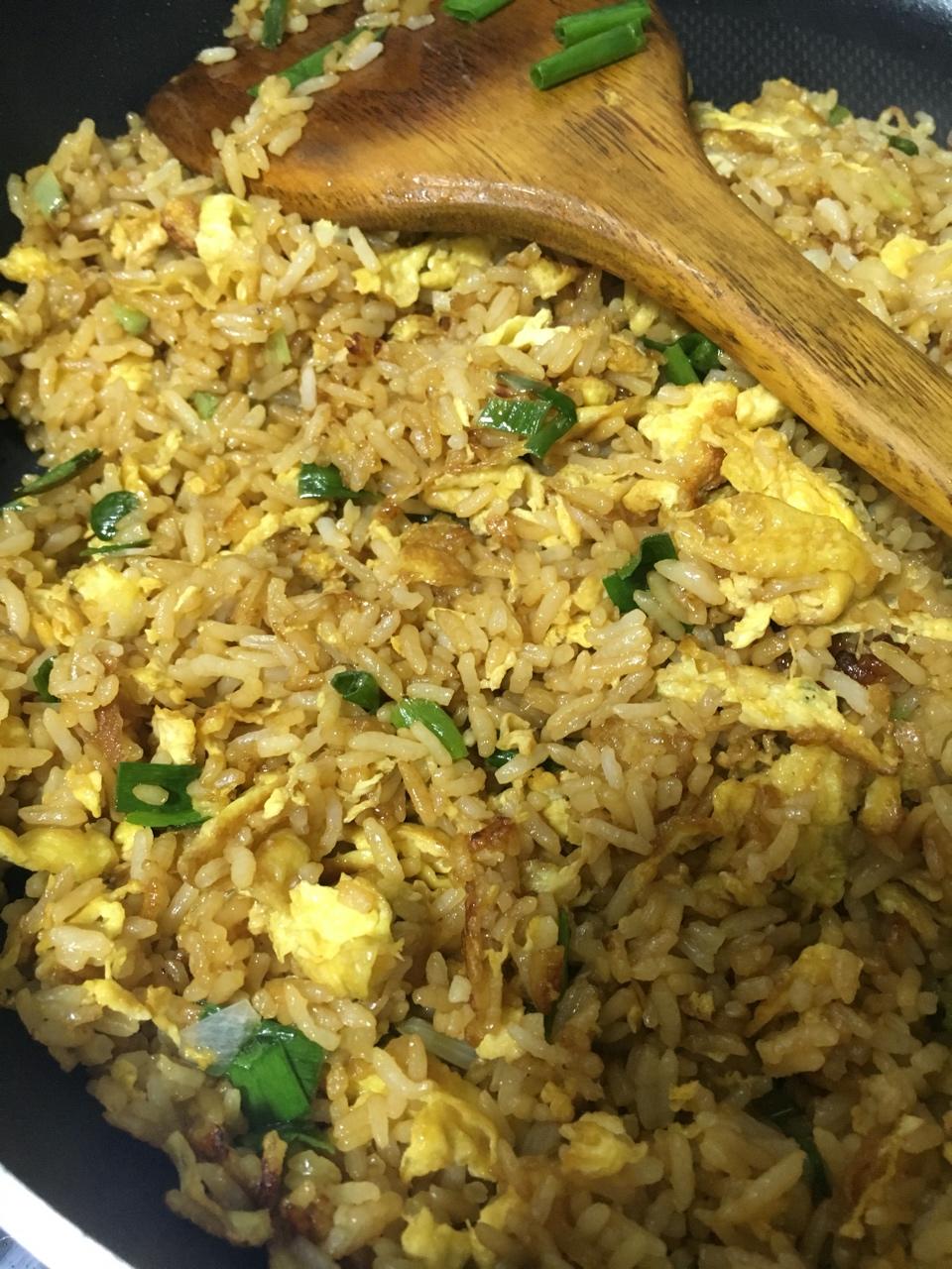 小时候的酱油炒饭