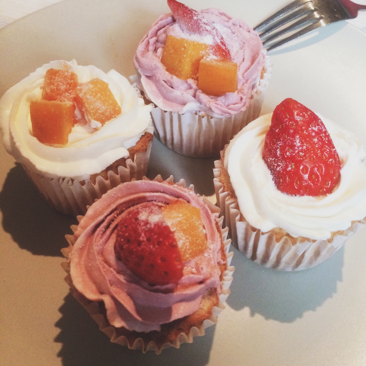 鲜奶油戚风杯子蛋糕（纸杯蛋糕）