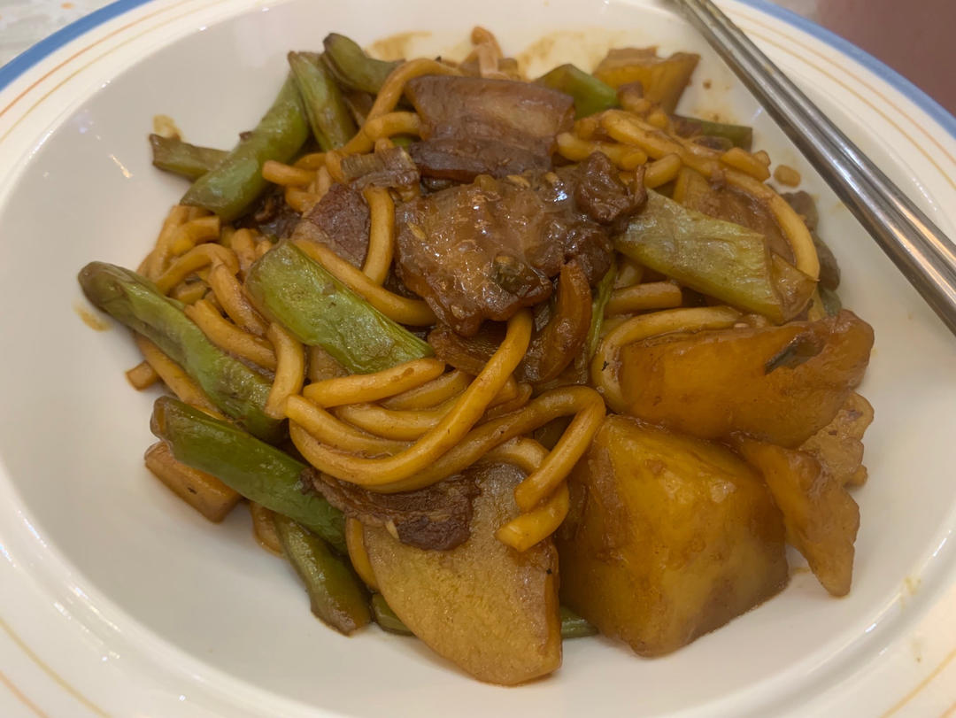 豆角焖面