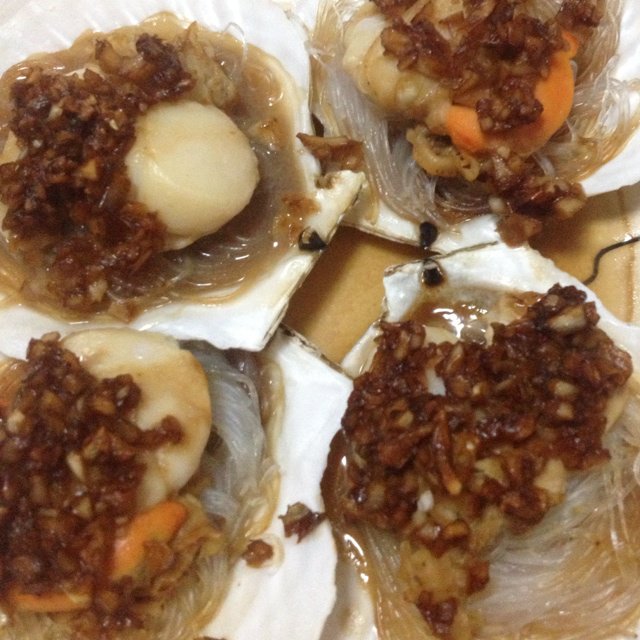 蒜蓉粉丝蒸扇贝