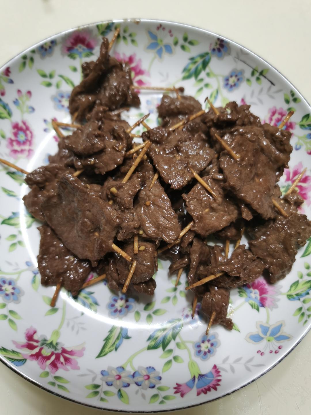 儿童版牙签牛肉，肉质香嫩不柴，一串串超好吃