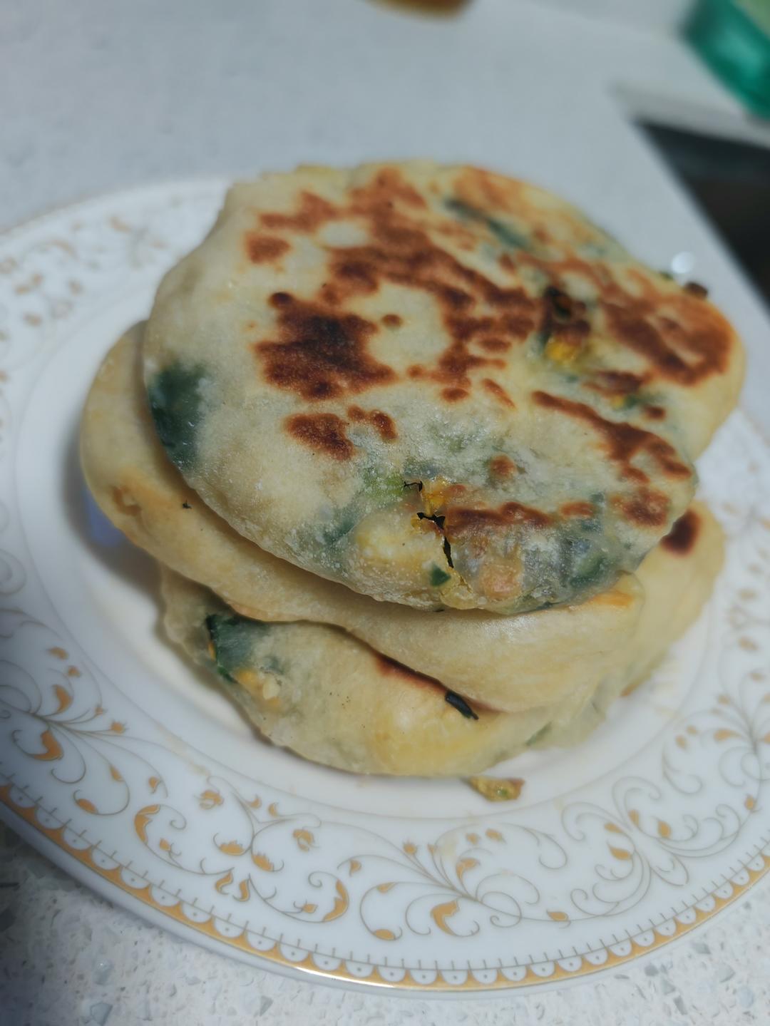 不用揉面，不用擀皮的韭菜鸡蛋发面馅饼