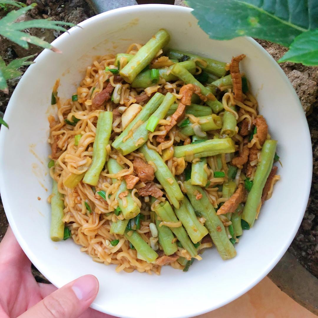 豆角焖面的做法