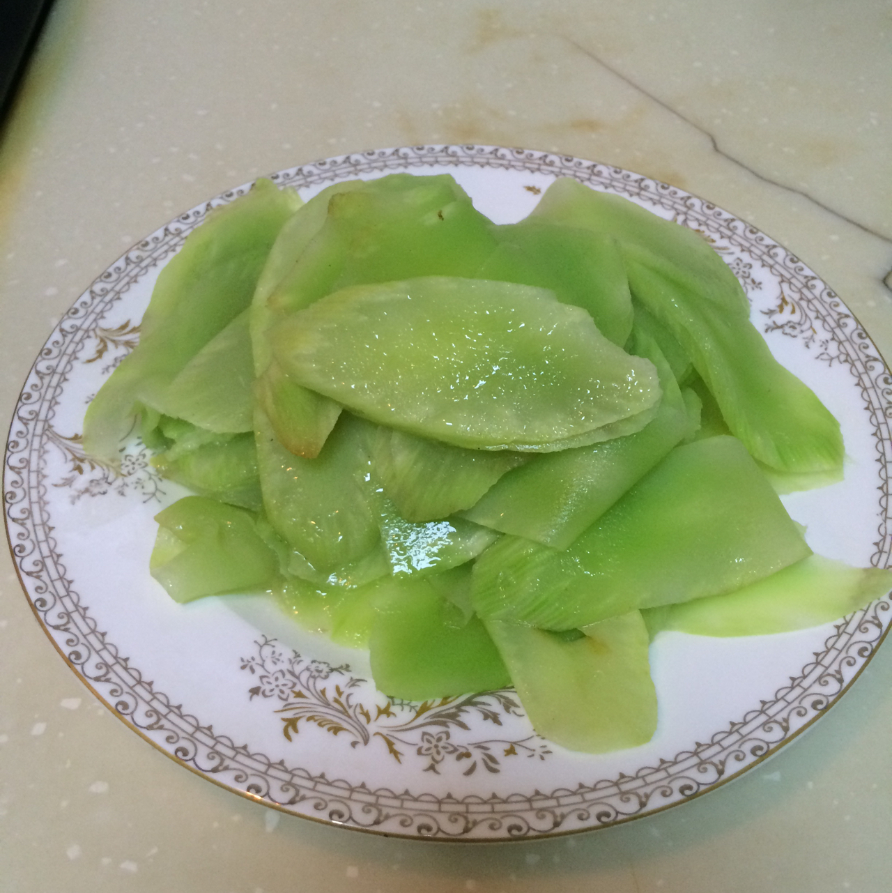 清炒莴笋