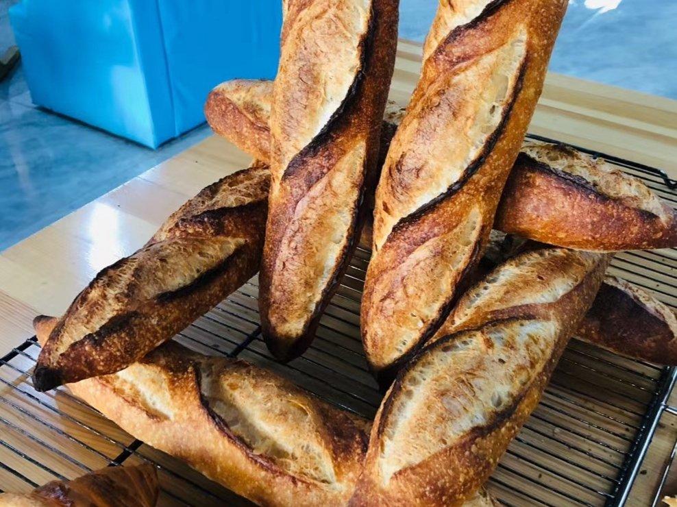 超详细【法棍】做法，普通面粉简单快手的制程