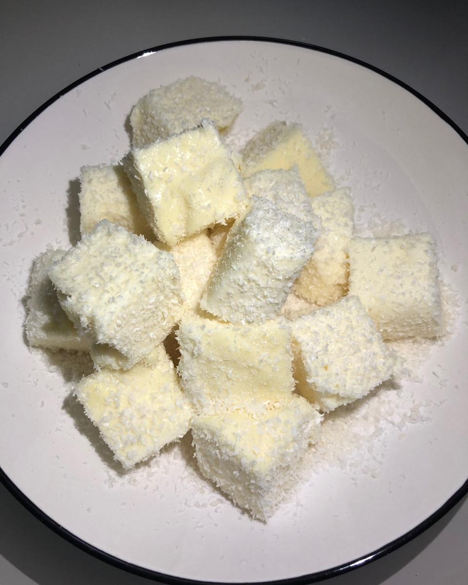 牛奶椰蓉糕
