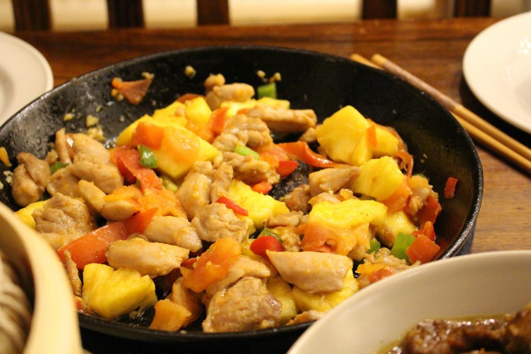 菠萝滑鸡片
