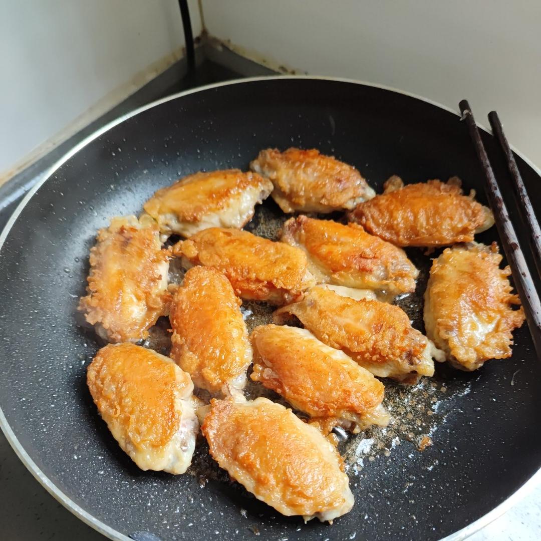 巨巨巨好吃的椒盐鸡翅～酥脆多汁