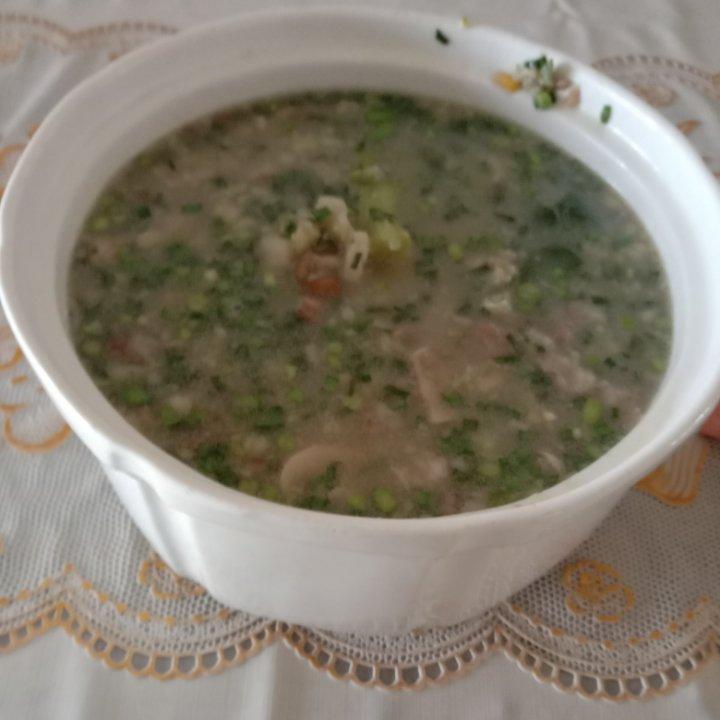 肉沫鱼丸青菜汤