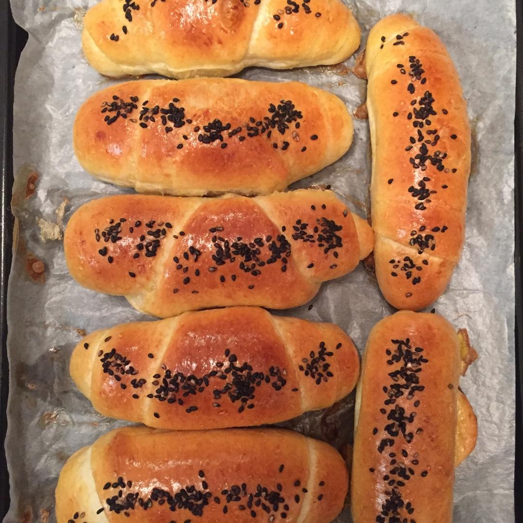 黄油面包卷