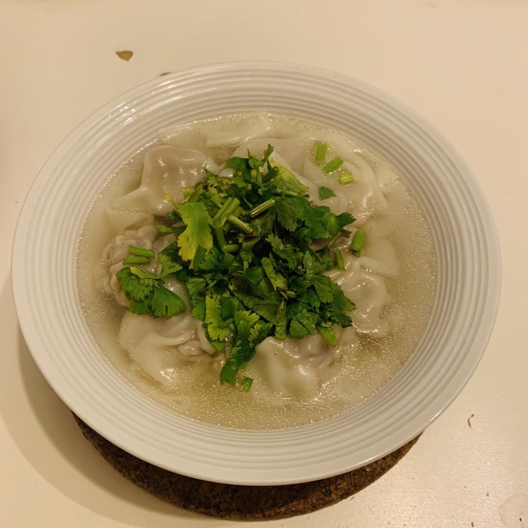 鲜肉小馄饨（调馅+馄饨包法）