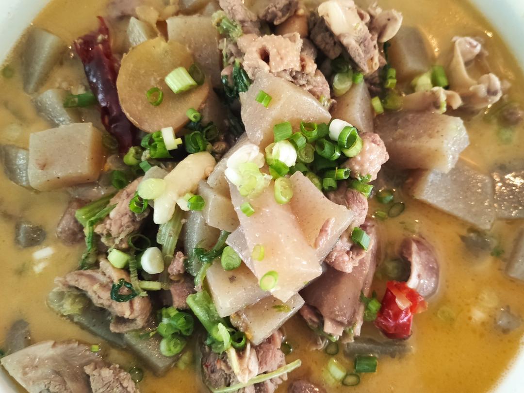 魔芋烧鸭子的做法