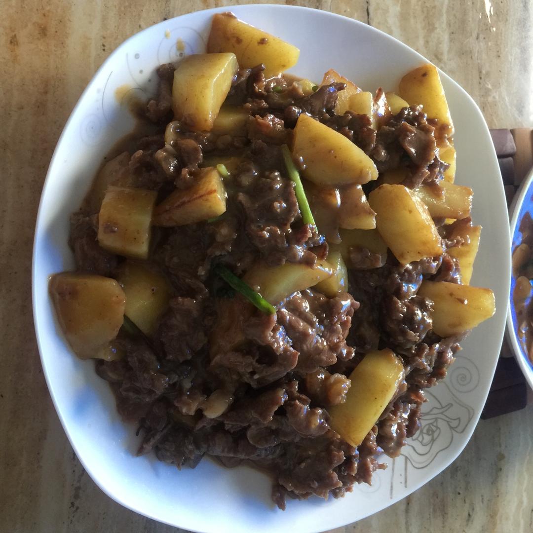 土豆炒牛肉