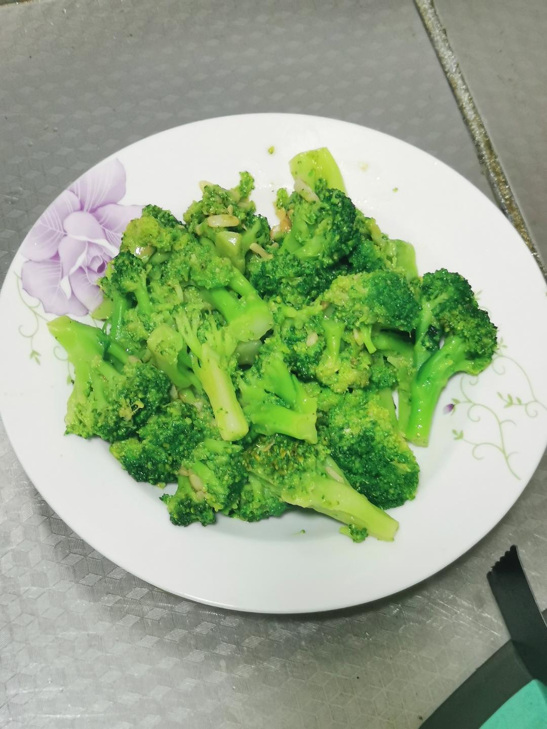 娃爱吃的清炒西兰花🥦