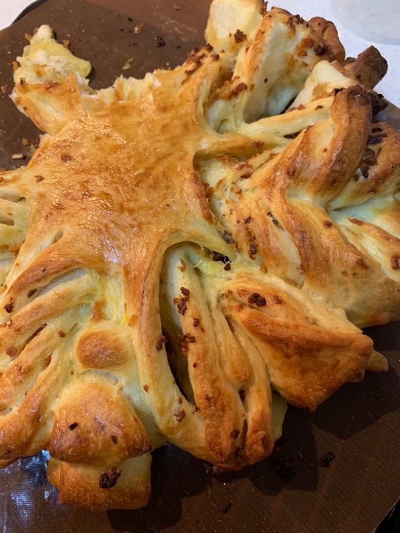 【小高姐】蒜香浓郁 造型优美 不用揉出手膜的面包