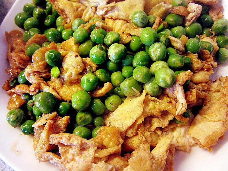 鸡蛋炒豌豆