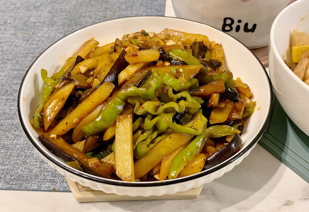 不用油炸巨省事的家常地三鲜