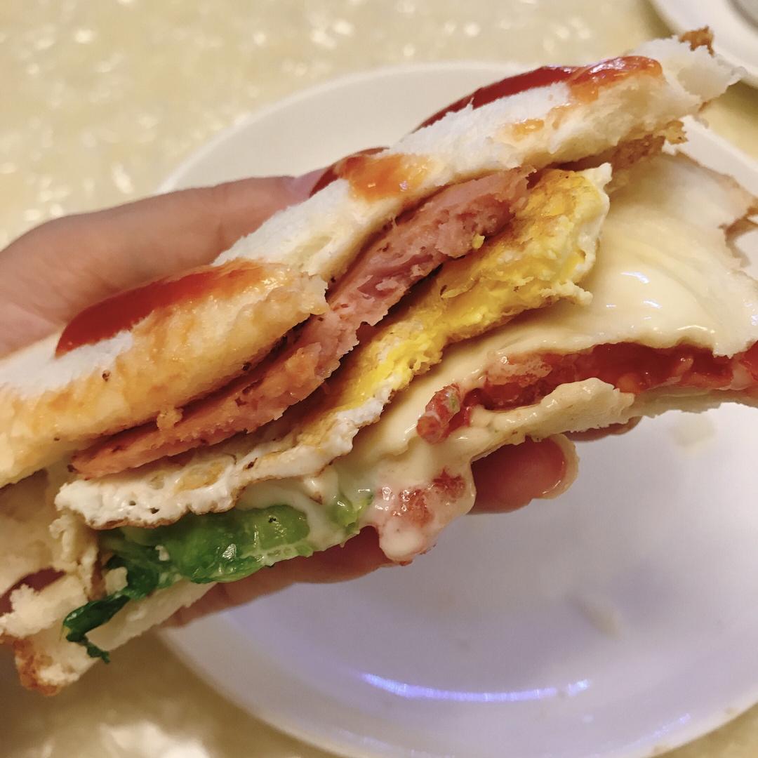 家庭版营养美味三明治