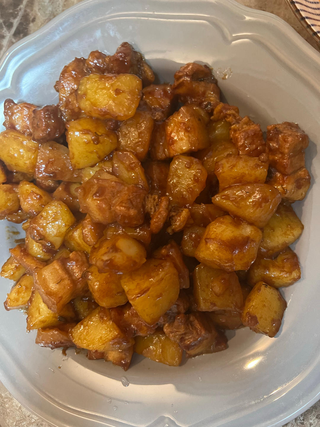 超级好吃下饭的土豆烧肉