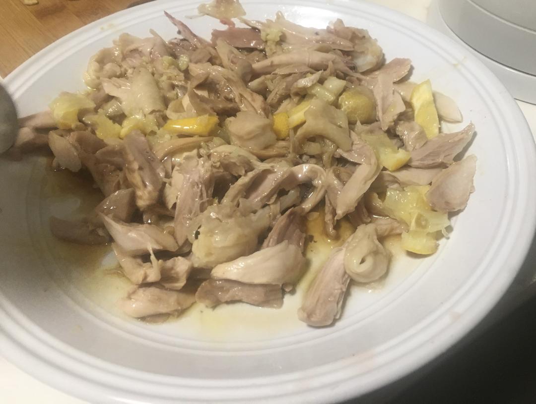 手撕鸡（重在蘸料）